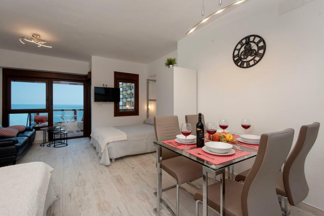 Aloha 804 Apartment Benalmadena Bagian luar foto